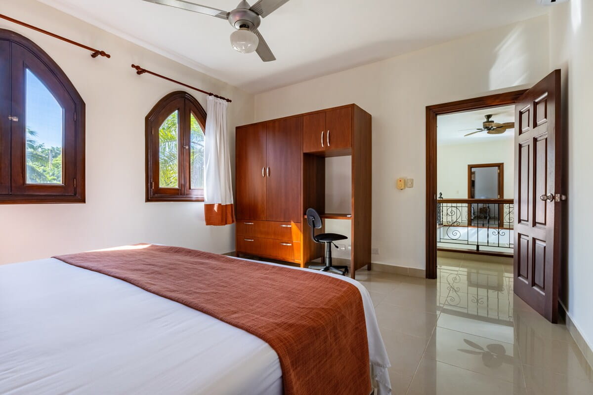 Guest bedroom 3 at Villa Valesta